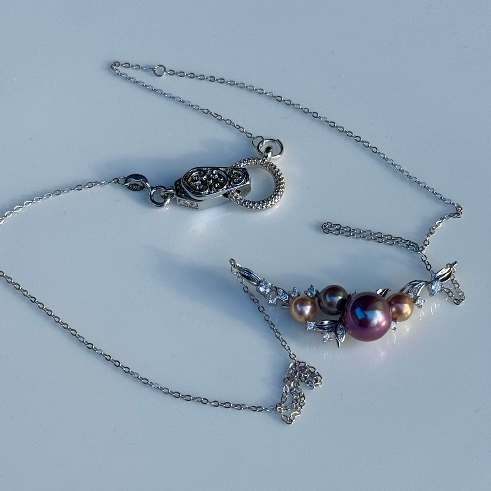Freshwater Baroque Edison Pearl Pendant